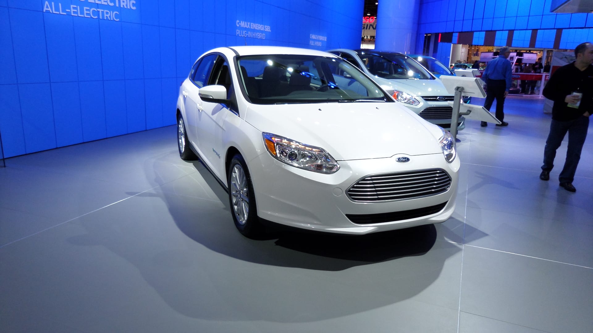 White 2014 Ford Focus. Front view.