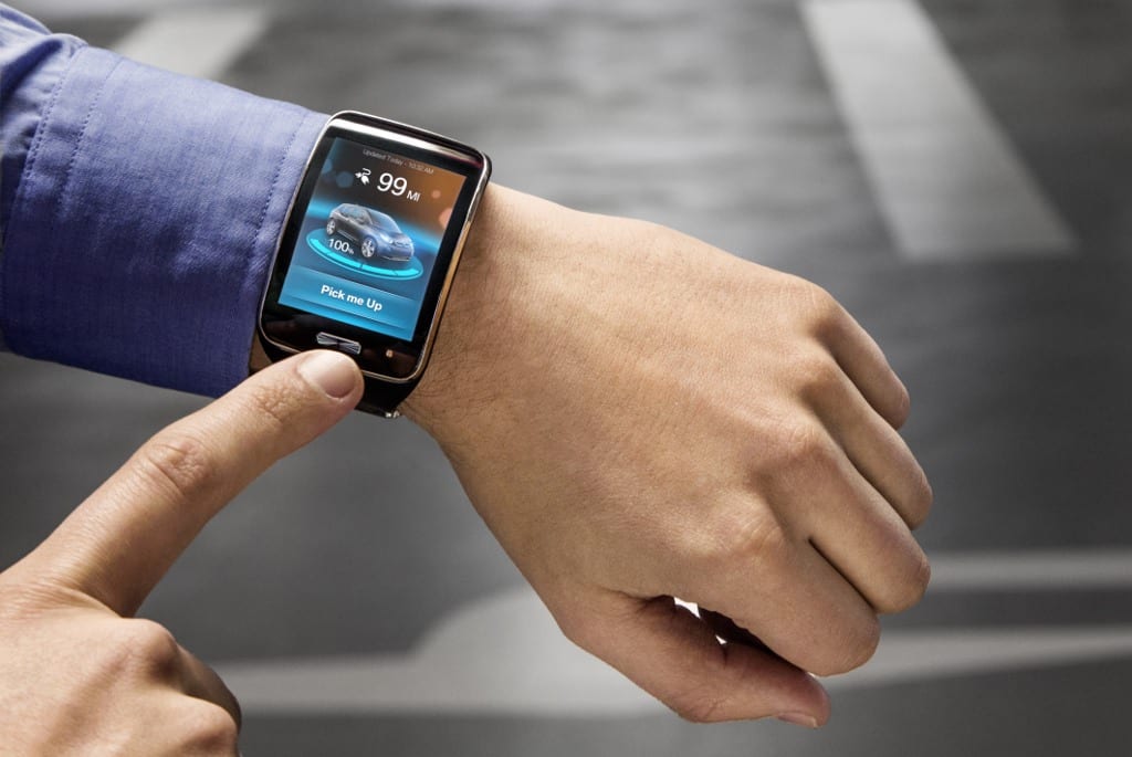 BMW i3 smartwatch park assist feature.