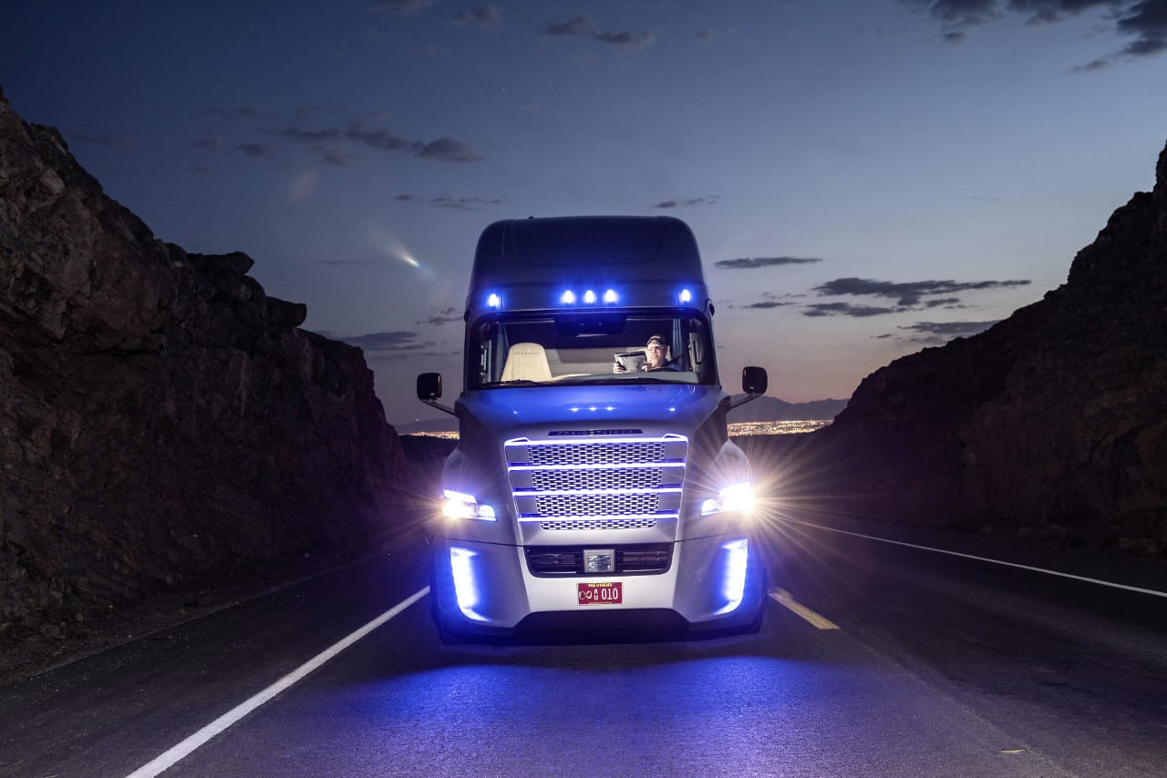 Freightliner Inspiration Truck – Front – Evening