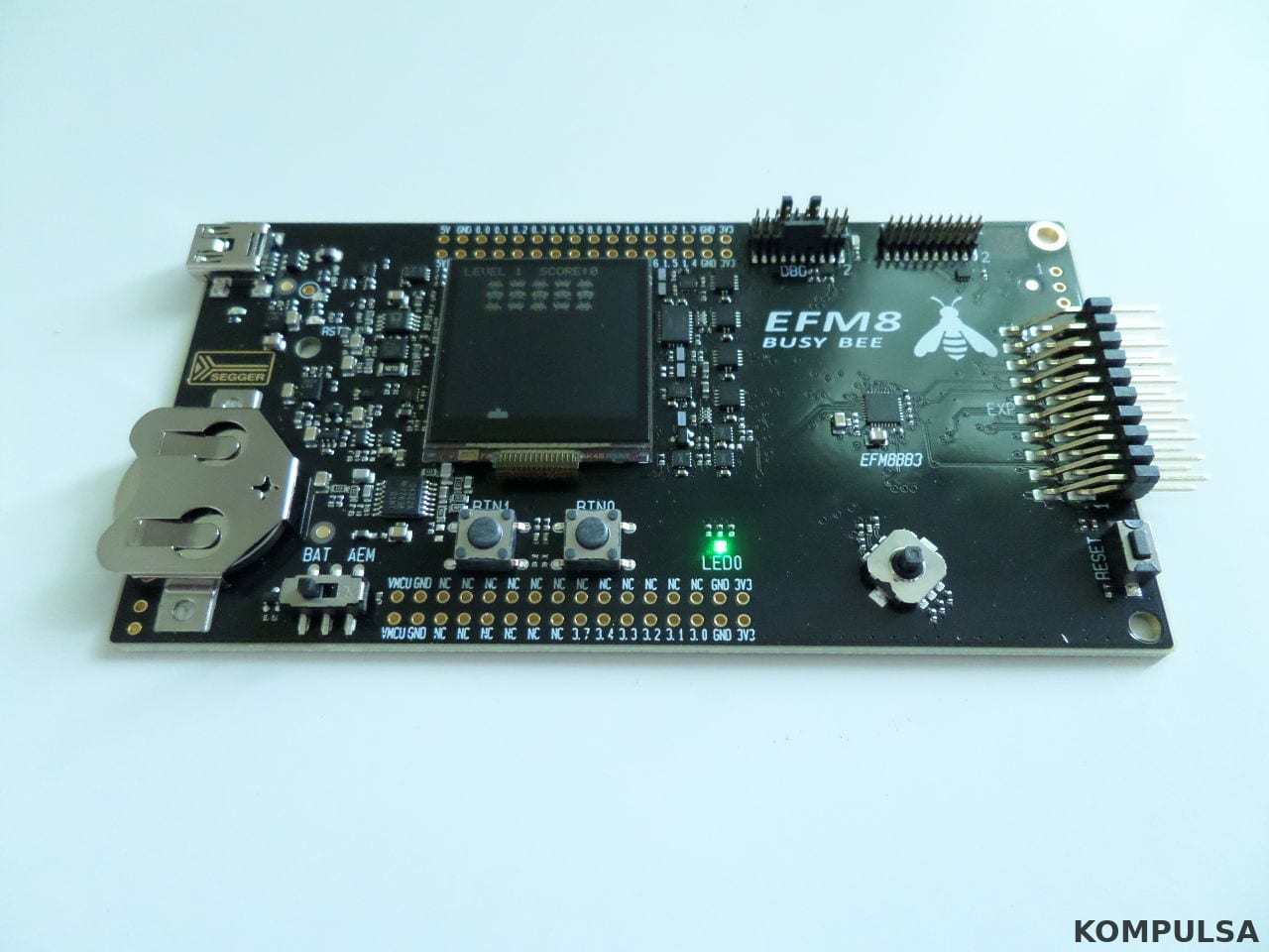 Silicon Labs EFM8 Busy Bee 3 Development Kit (SLSTK2022A).