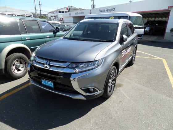 2019 Mitsubishi Outlander (crossover car)
