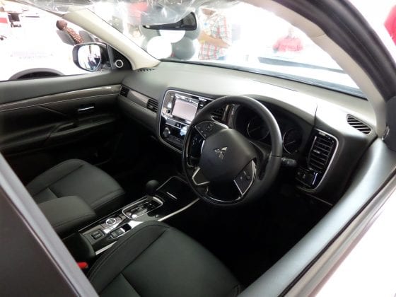 Car dashboard (Mitsubishi)