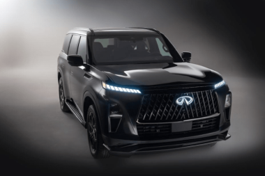 Infiniti QX80 SUV - Front